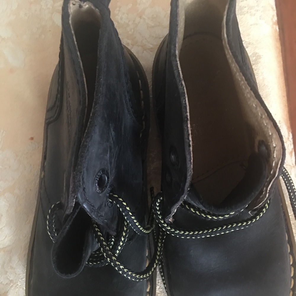 Dr.Martins boys or girls shoes / universal